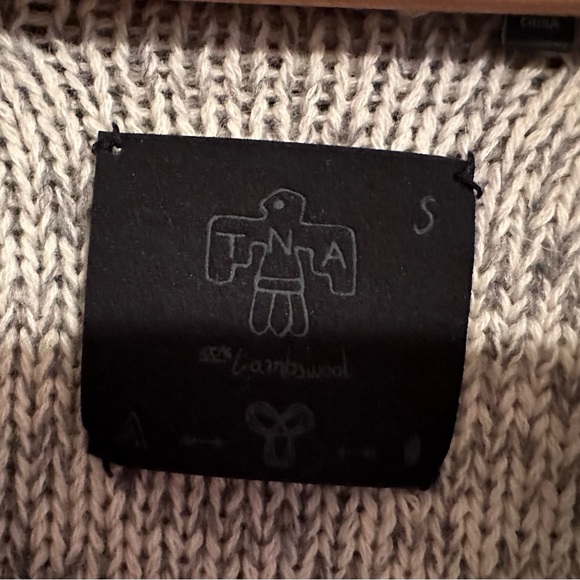 Aritzia TNA Lambswool Cardigan, Size Small; New without Tags - Picture 3 of 3